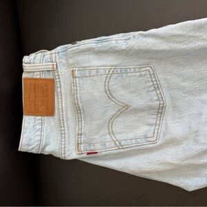 Levi's Blue Relaxed Jeans Classic Style
